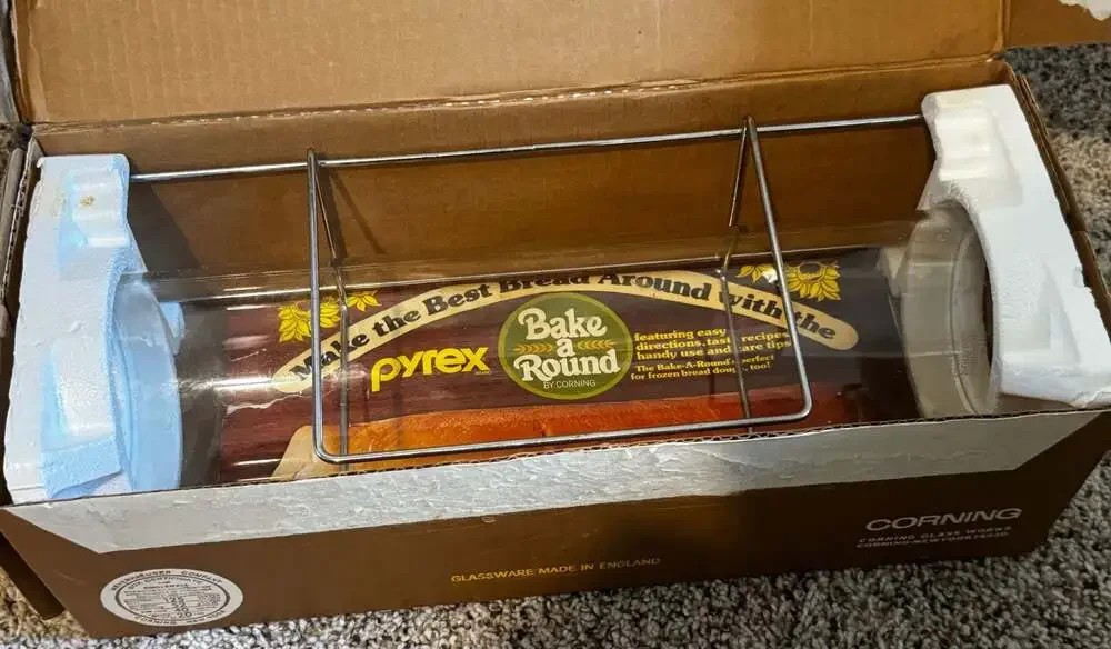 New Pyrex Bake A Round Glass Baguette Baking Tube Corning 990 Box & Instructions